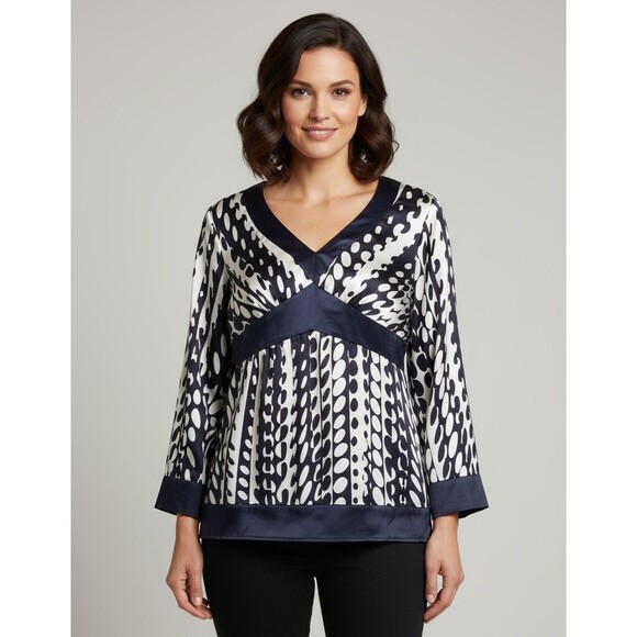 Kimono Style Blouse M Black White Flowing Lightweight Boho Chic Feminine Top - Picture 2 of 7